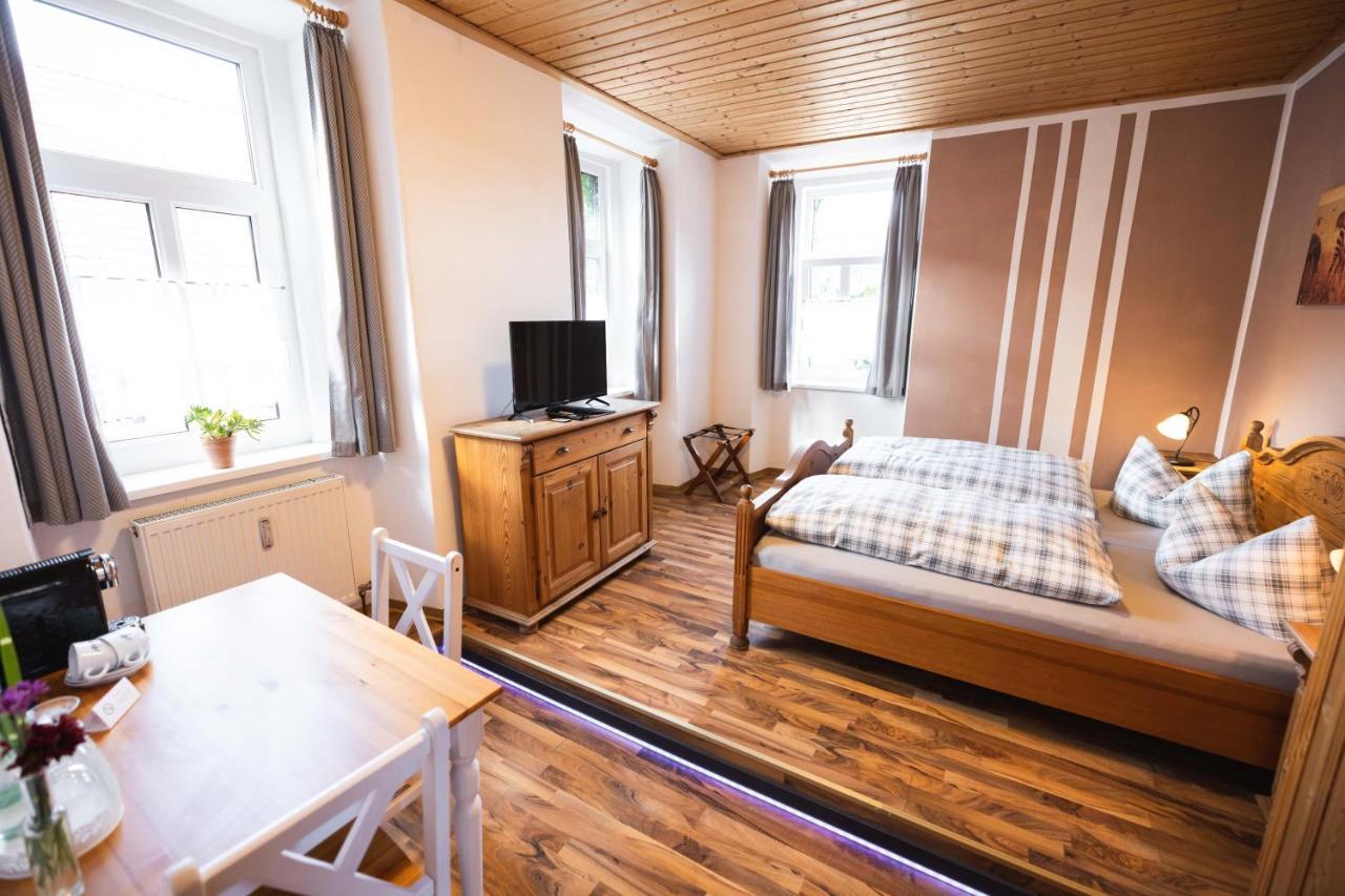 Pensión Friedrichshof 3*